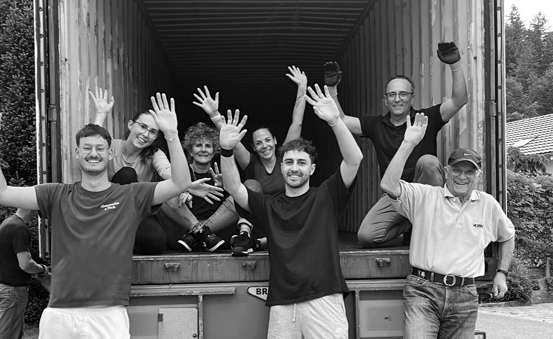 1. Cointainer racoon