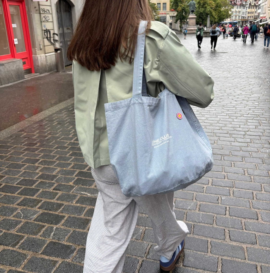 Tasche, Handtasche, Schuhe, Schuh, Person, Tasche, Handtasche, Schuhe, Schuh, Person, Tasche, Handtasche, Schuhe, Schuh, Person