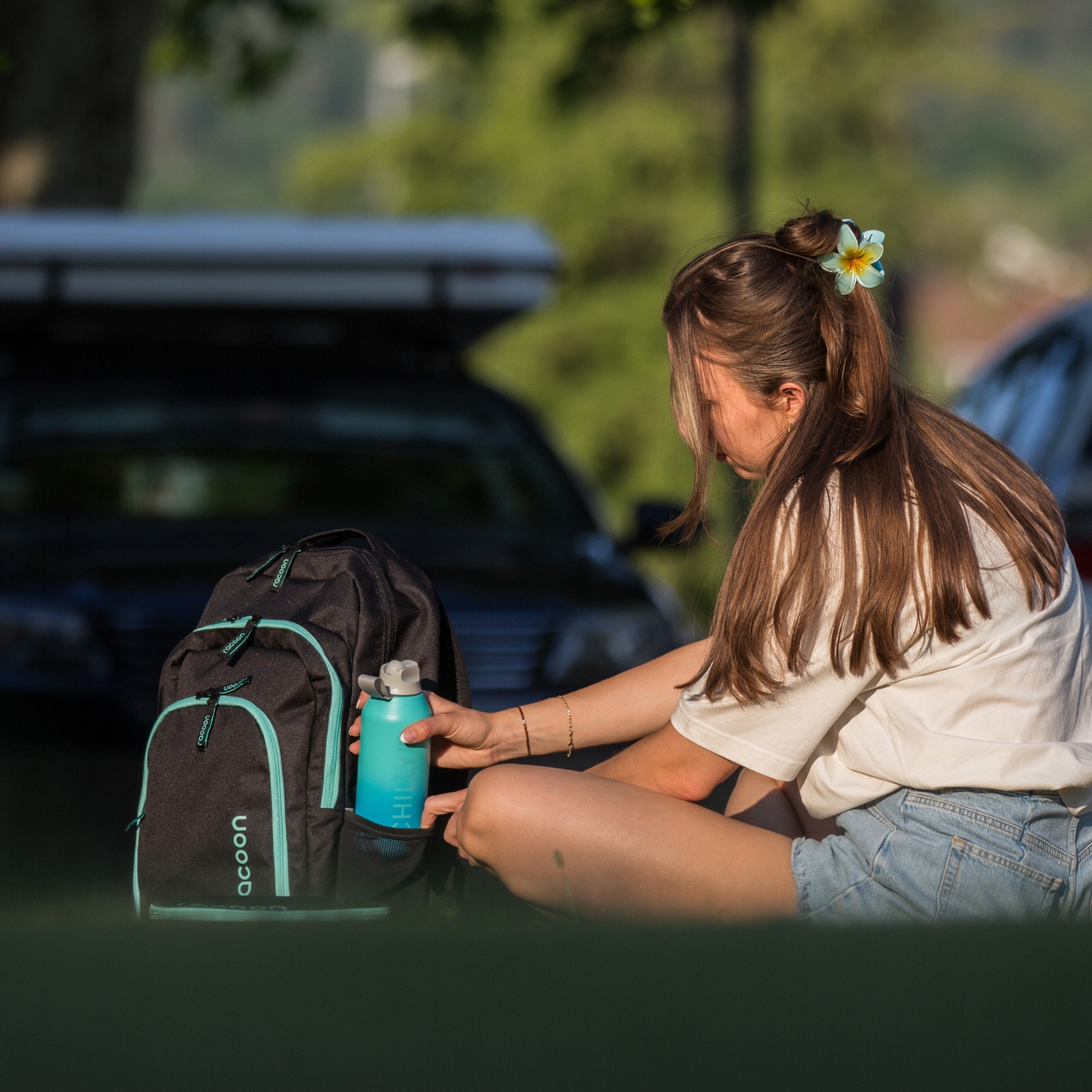 Person, Rucksack, Tasche, Finger, Kurze Hosen