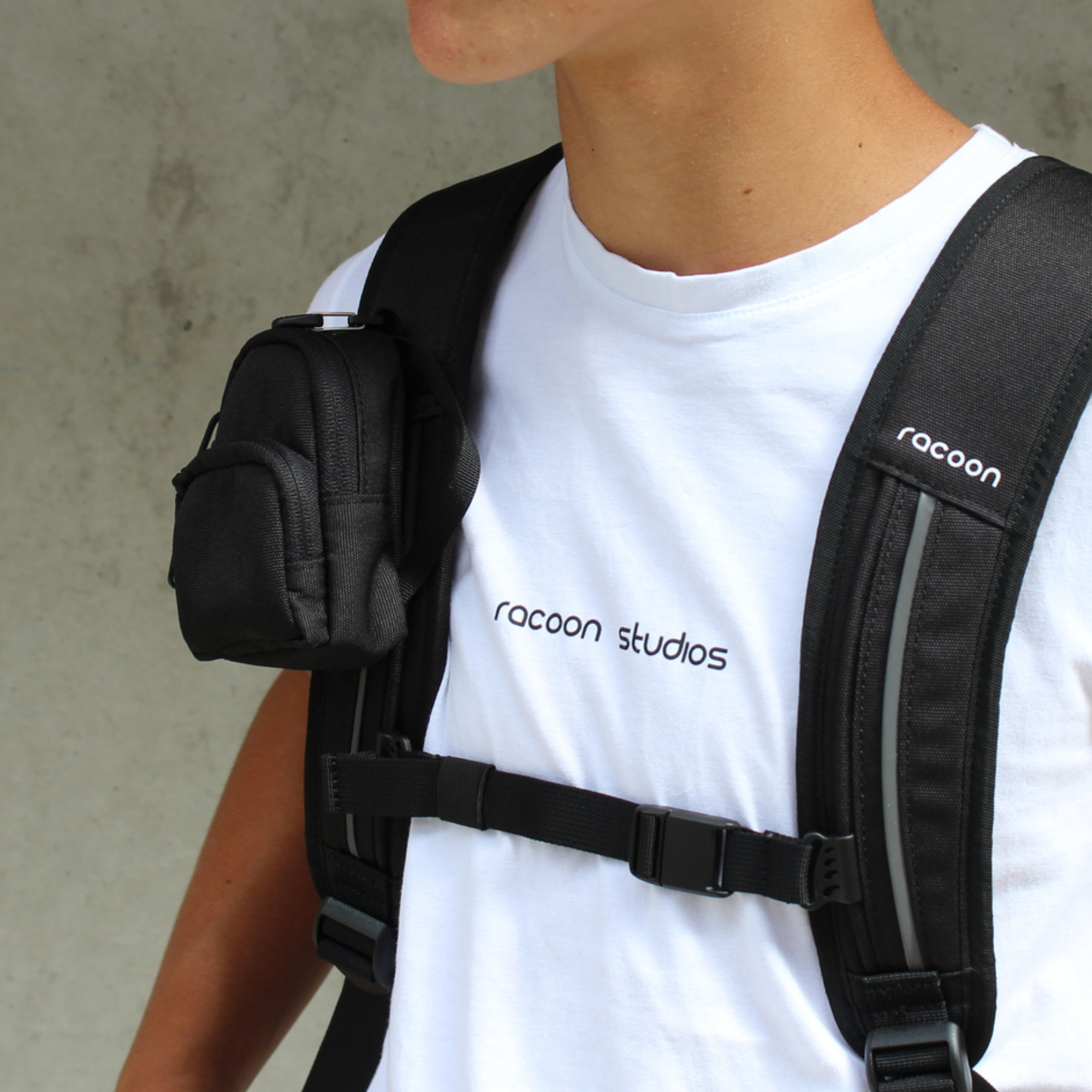 icon mini airpods rucksack